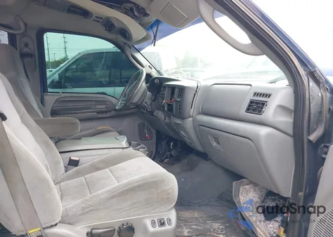 2004 Ford Excursion Xls/Xlt from USA, damaged, VIN 1FMNU41LX4ED00269